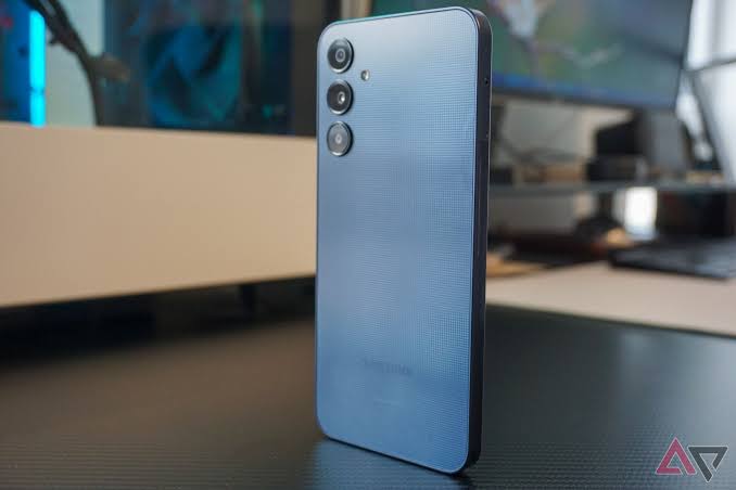 SAMSUNG GALAXY A25 
